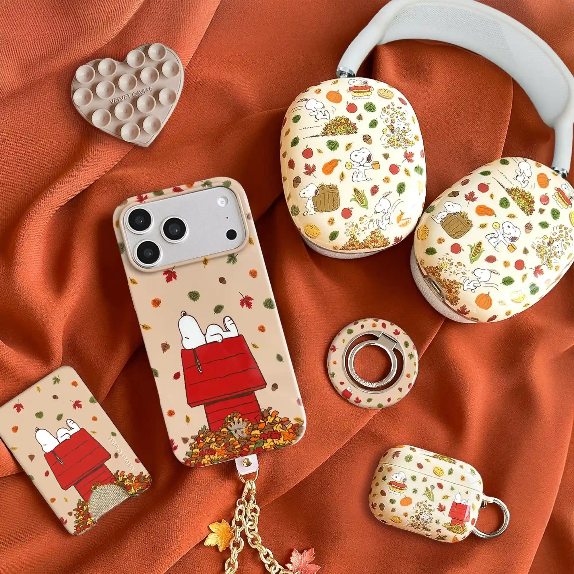 Snoopy Autumn Leaves AirPod Max Case