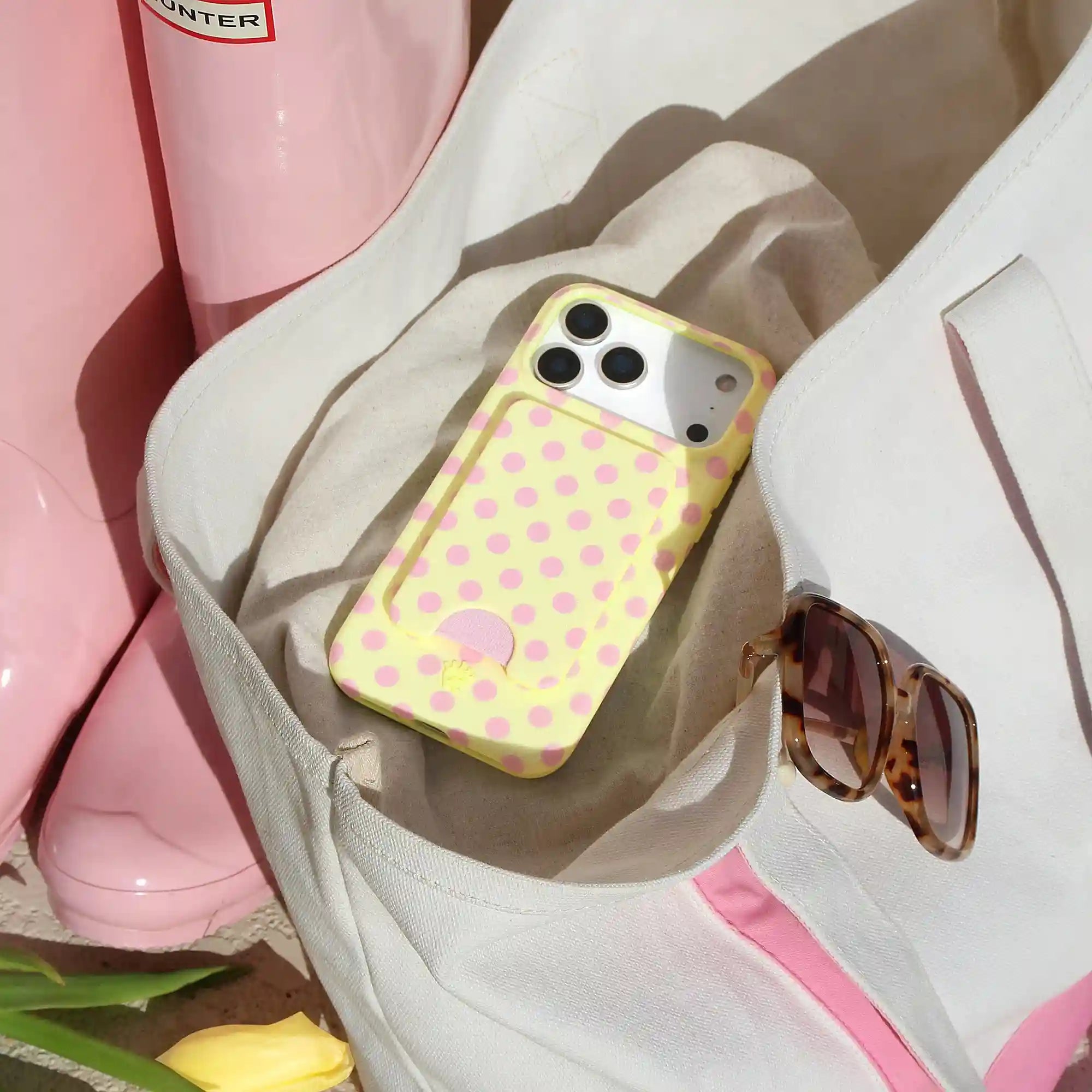 Buttercream Polka Dot MagSafe Wallet
