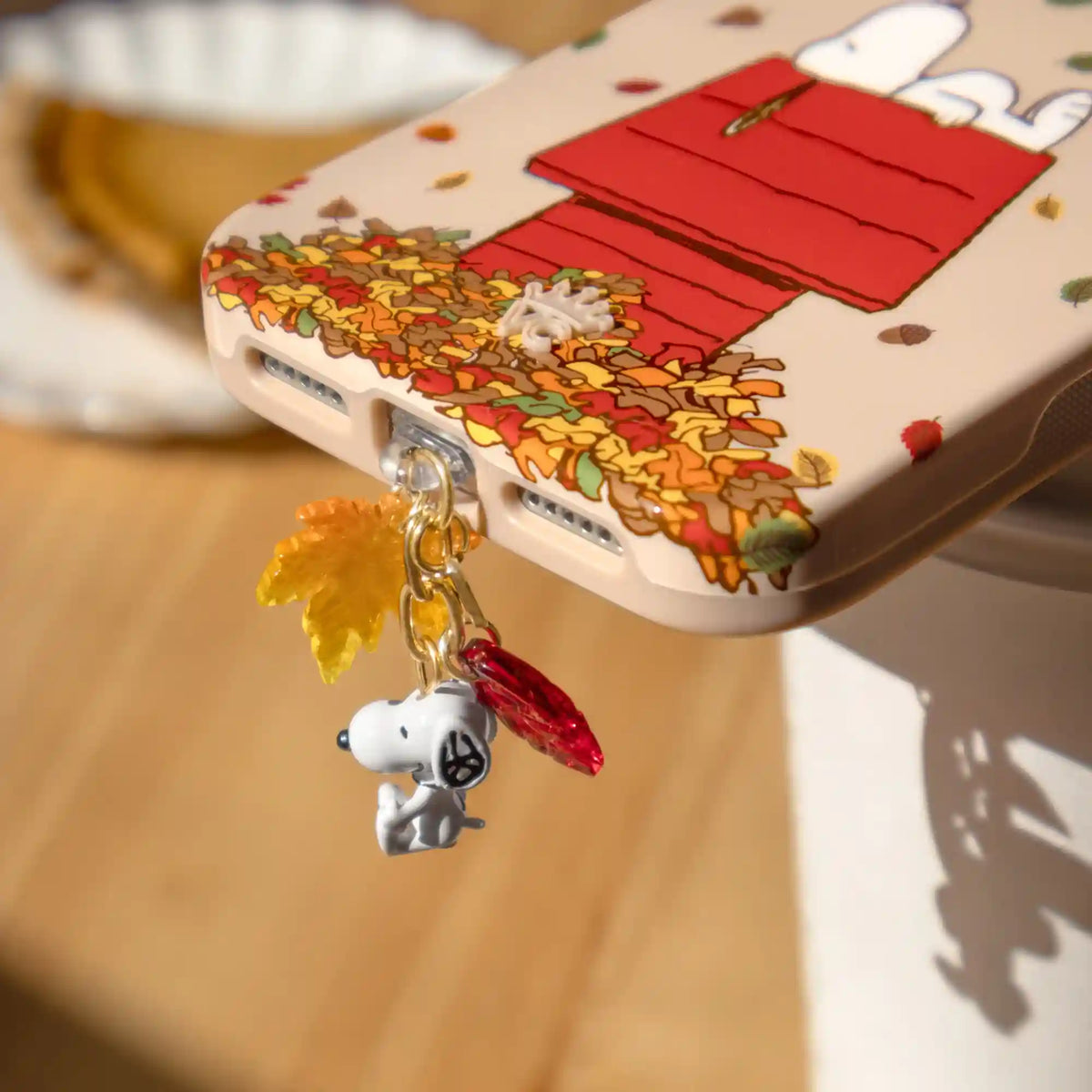 Snoopy Autumn Leaves Charge Charm